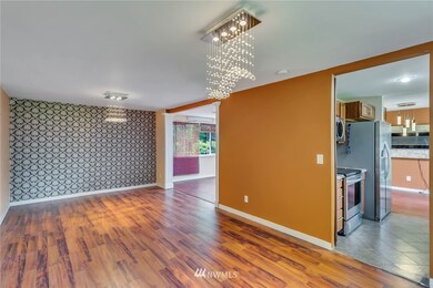 709 204th St SE, Bothell, WA 98012 - photo 5