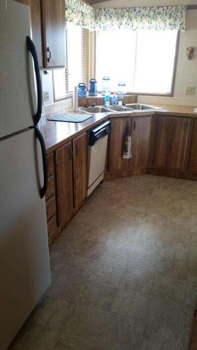 new vinyl flooring in kitchen.