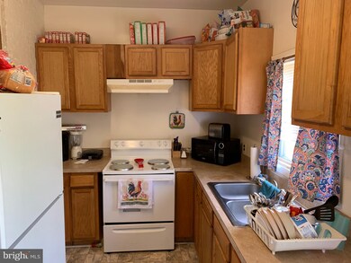 1607 Abbotston St, Baltimore, MD 21218 - photo 5