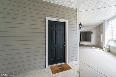 4408 Helmsford Ln unit 204, Fairfax, VA 22033 - photo 4