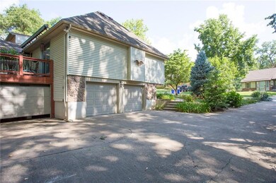 10513 W 70th Terrace, Shawnee, KS 66203 - photo 4