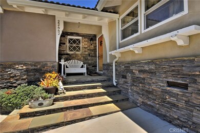 22442 Maycotte Rd, Woodland Hills, CA 91364 - photo 2