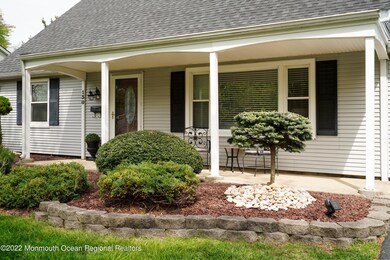 130 Idlebrook Ln, Matawan, NJ 07747 - photo 3