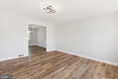 559 S Beechfield Ave, Baltimore, MD 21229 - photo 3