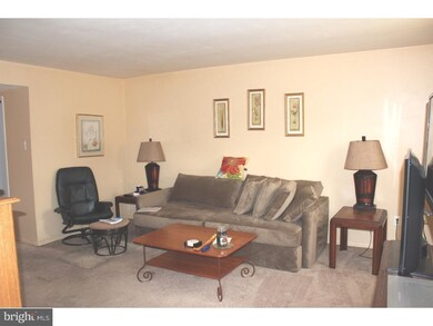 6 Donovan Ct, North Wales, PA 19454 - photo 3