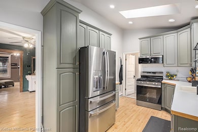 325 W Flint St, Lake Orion, MI 48362 - photo 7