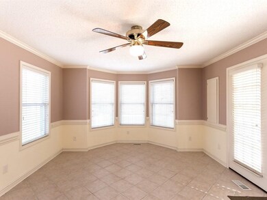 Large Breakfast Area