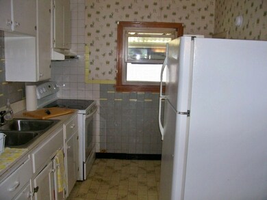 6 Leblanc St, Haverhill, MA 01832 - photo 7