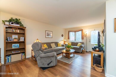 48 Velina Dr, Albany, NY 12203 - photo 3