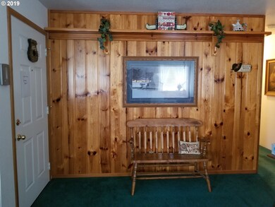 1771 E Fourth Ave, Sutherlin, OR 97479 - photo 4