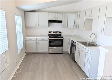 1017 Aganier Ave unit 2, San Antonio, TX 78212 - photo 2