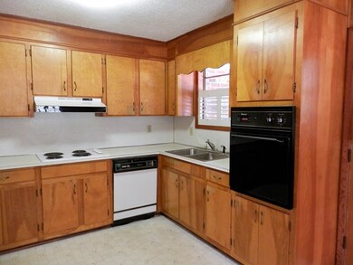 Spacious kitchen