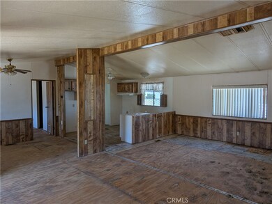 1030 E S unit 115, Palmdale, CA 93550 - photo 2