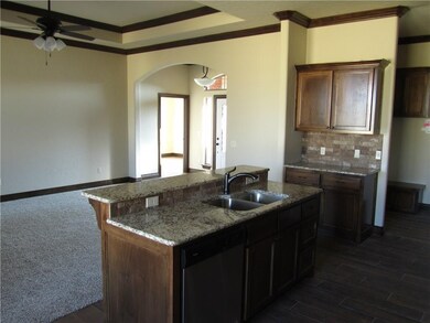 1616 Post Oak Ln, Moore, OK 73160 - photo 6