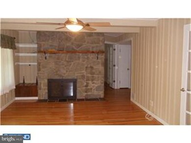 13 Evergreen Rd, Mount Laurel, NJ 08054 - photo 3