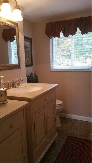 9412 Monticello Dr, Twinsburg, OH 44087 - photo 4