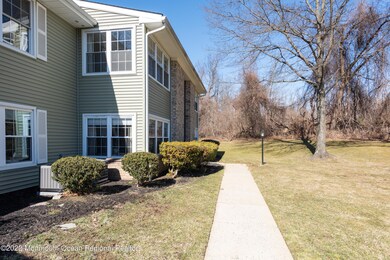 19 Snowberry Ct unit F1, Red Bank, NJ 07701 - photo 5
