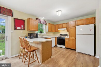 376 Scola Rd, Brookhaven, PA 19015 - photo 7