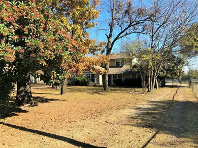 802 S Paris St, Ennis, TX 75119 - photo 4