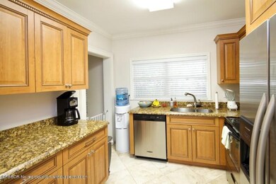 7 Downstairs Kitchen