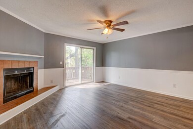 4542 Kimberly Way Wilmington-large-006-0
