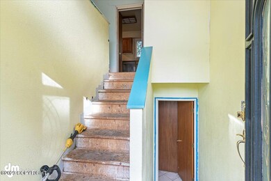 7521 Wade Cir, Anchorage, AK 99518 - photo 3