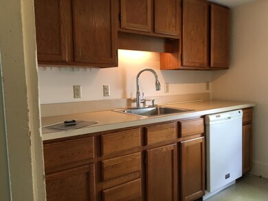 10 Jefferson St, Concord, NH 03301 - photo 5