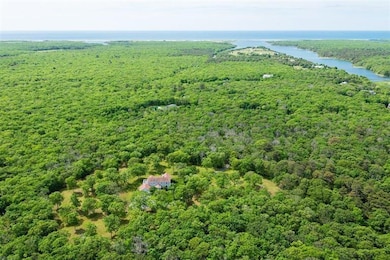 10 Quampache Ln, Edgartown, MA 02539 - photo 4