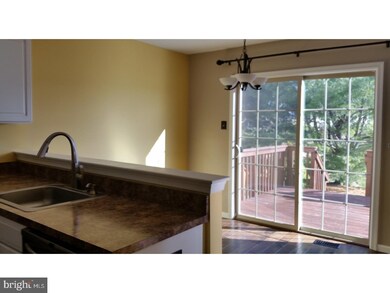 2306 Carriage Ln, Royersford, PA 19468 - photo 7