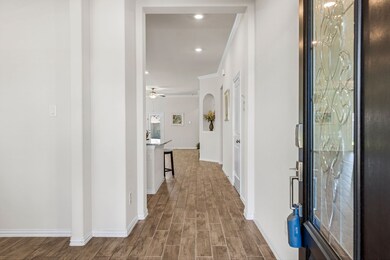 21819 Sarasota Spice St, Tomball, TX 77377 - photo 5