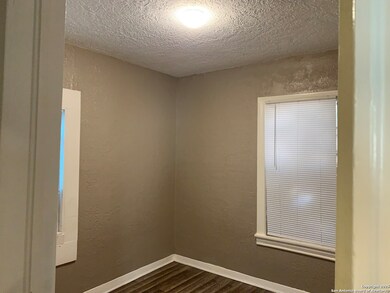 485 W Harding Blvd, San Antonio, TX 78221 - photo 6