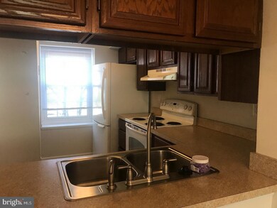 9247 Redbridge Ct, Laurel, MD 20723 - photo 5