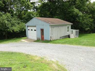 18312 Silcott Springs Rd, Purcellville, VA 20132 - photo 7