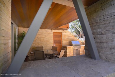 160 E.Cooper_05 patio