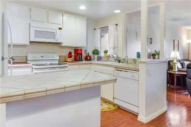 5927 Armaga Spring Rd unit J, Rancho Palos Verdes, CA 90275 - photo 6