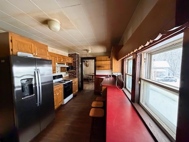 79 Merrill St, Springfield, VT 05156 - photo 5