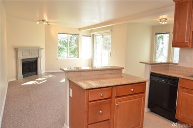 20330 Bothl Evrt Hwy unit C204, Bothell, WA 98012 - photo 4
