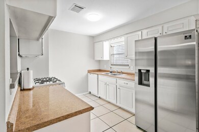 29323 Brookchase Dr, Spring, TX 77386 - photo 7