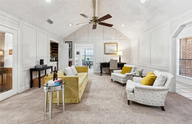 6427 Ridgemont Dr, Dallas, TX 75214 - photo 5