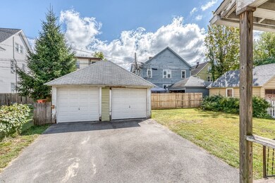 15 Itendale St, Springfield, MA 01108 - photo 2