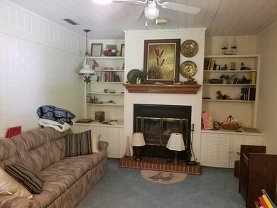 609 Laurel Ave, Adel, GA 31620 - photo 3