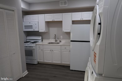 2833 Brendan Ave unit 2, Baltimore, MD 21213 - photo 3