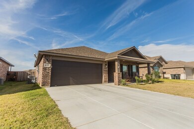 1015 E 96th St, Odessa, TX 79765 - photo 2