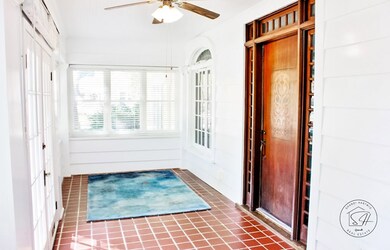 Enclosed Front Porch