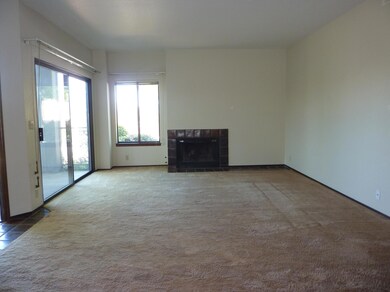 488 Ridgecrest Trail #131 living area (a