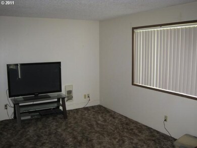 505 Andrew St, Newberg, OR 97132 - photo 2