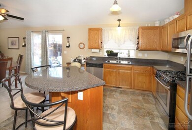 unlisted-address, Bend, OR 97701 - photo 7