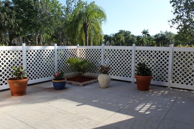 5 Amherst Ct unit C, Royal Palm Beach, FL 33411 - photo 5