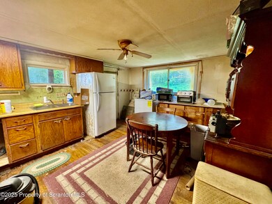 515 Parallel Dr, Scranton, PA 18504 - photo 5