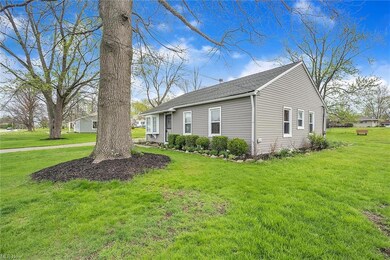 5445 Bartlett Rd, Bedford, OH 44146 - photo 2